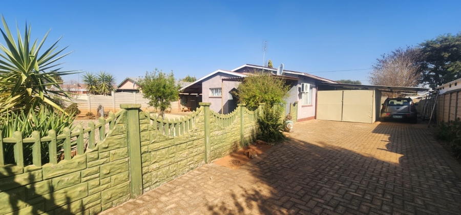 3 Bedroom Property for Sale in Randlespark North West